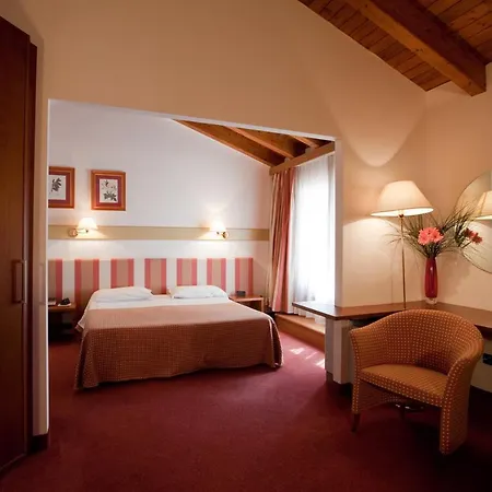 Eurohotel Palace 4*