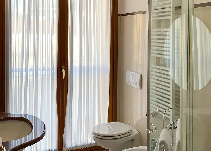 Eurohotel Palace Szálloda